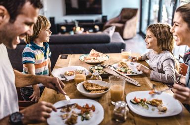 Las diez claves de la alimentación que protege de infartos y alarga la juventud