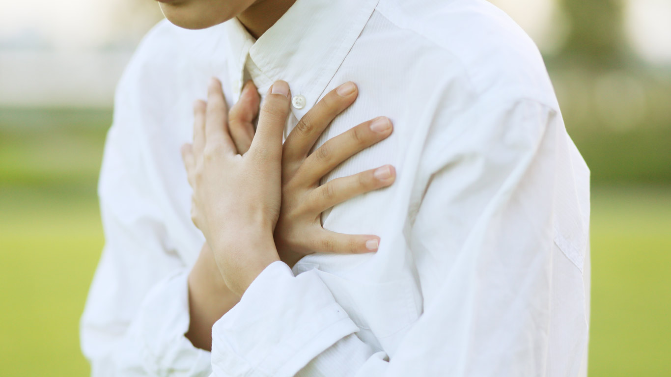 En la mujer los síntomas de un infarto pueden ser diferentes a los del hombre